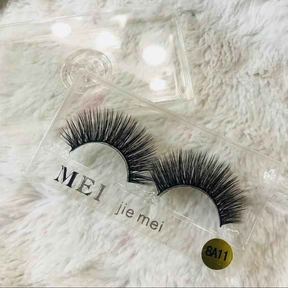 Eyelashes - Picture 4 of 8